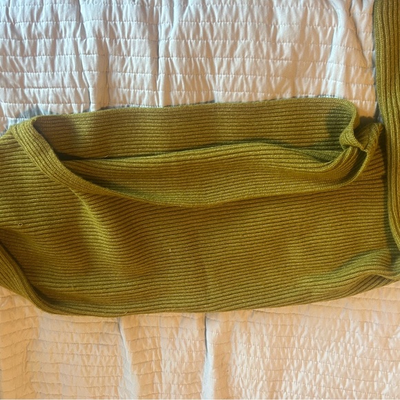 Commense Olive Ribbed Poncho - Picture 2 of 3